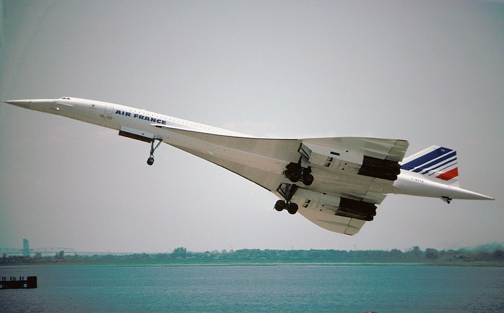 Air France Concorde F-BVFA taking off at New York JFK, 1978