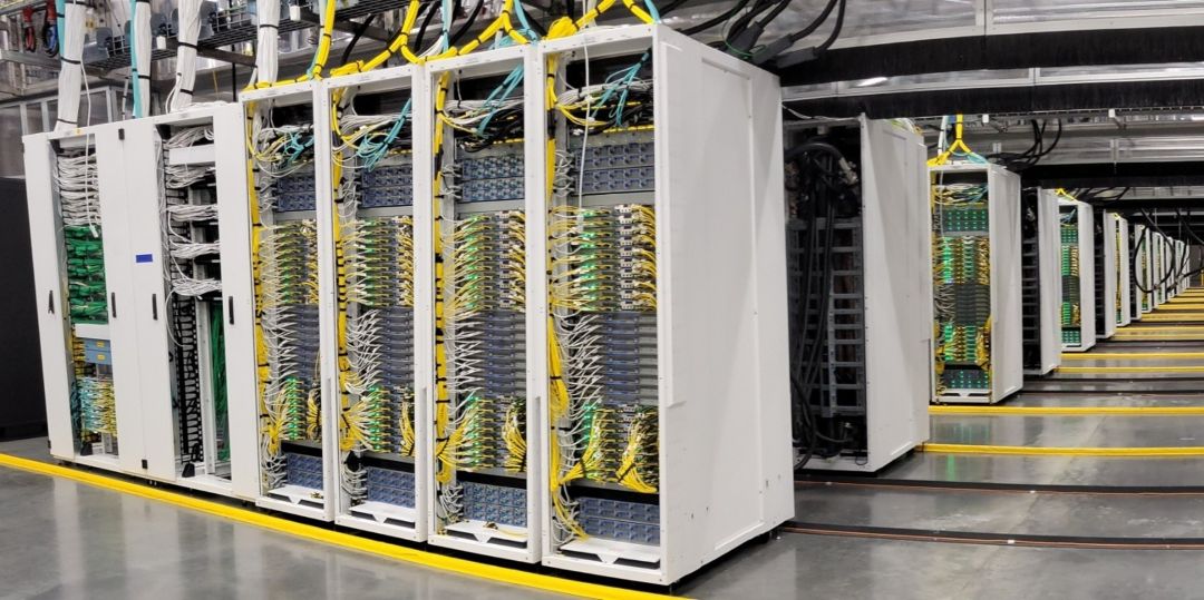 Inside a Microsoft AI datacenter