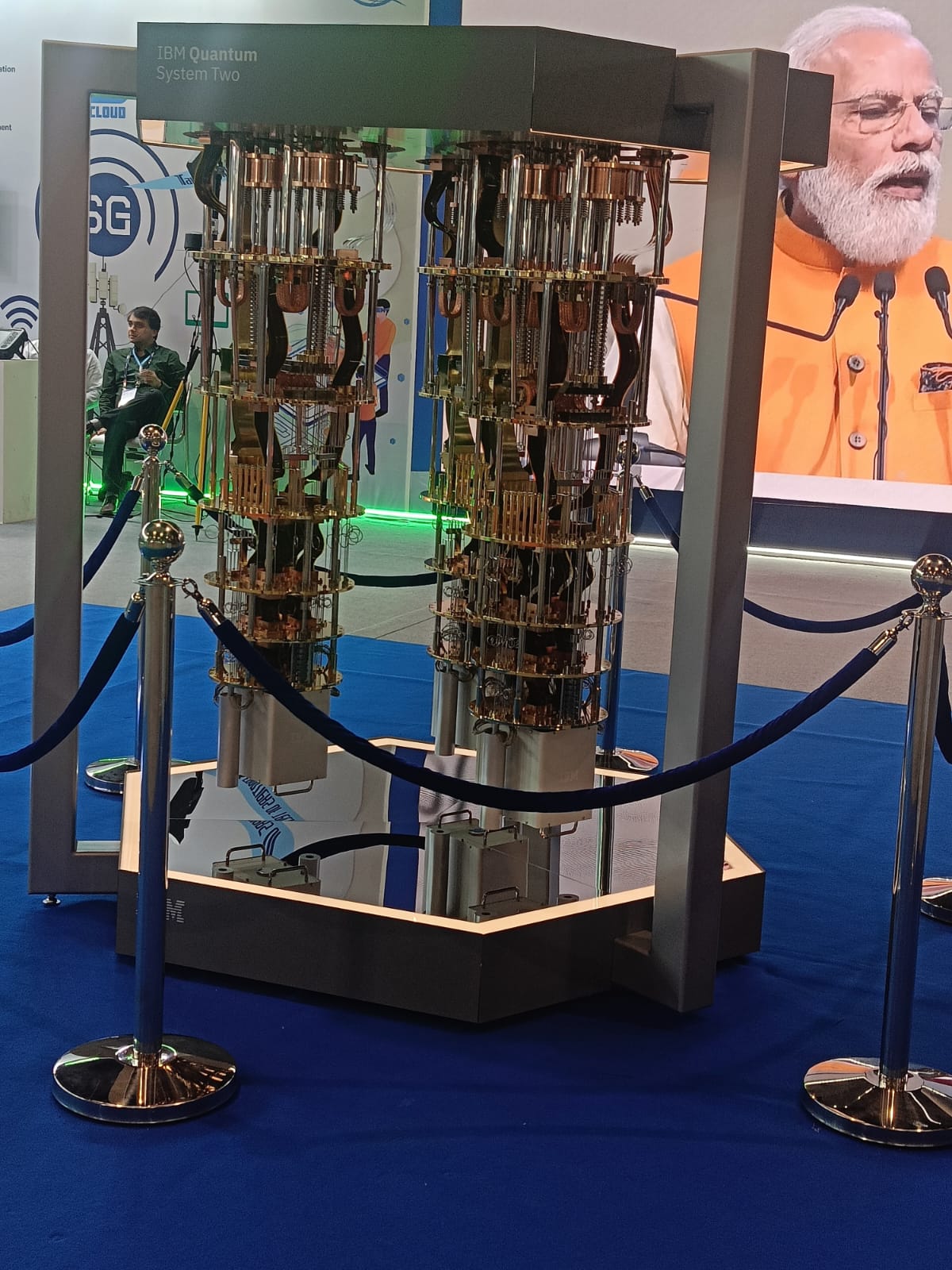 An IBM quantum computer demonstrated in Delhi in 2024